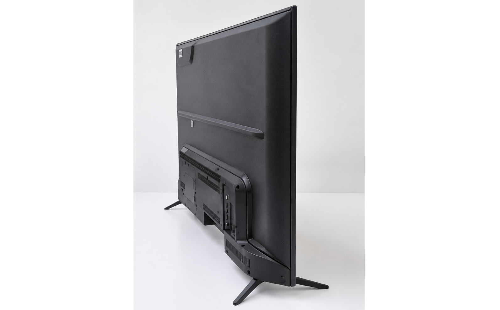Finetrack 86 Inch 4K Ultra HD Smart LED TV (Bezel-Less) - Image 5